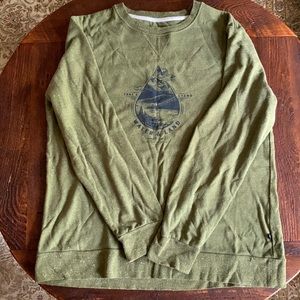 United by Blue sweatshirt, EUC, Green
